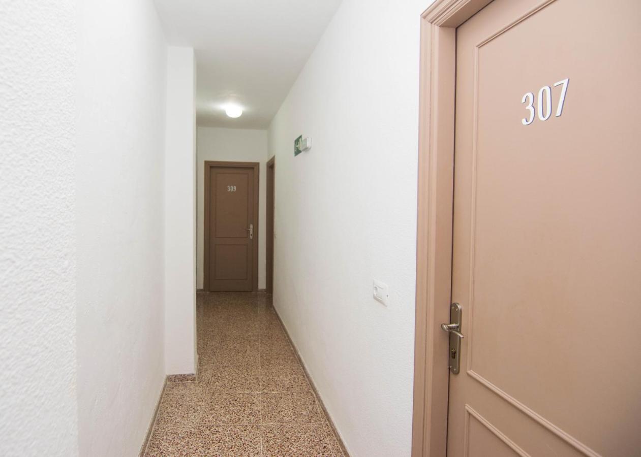 Pension Alcala Exterior photo